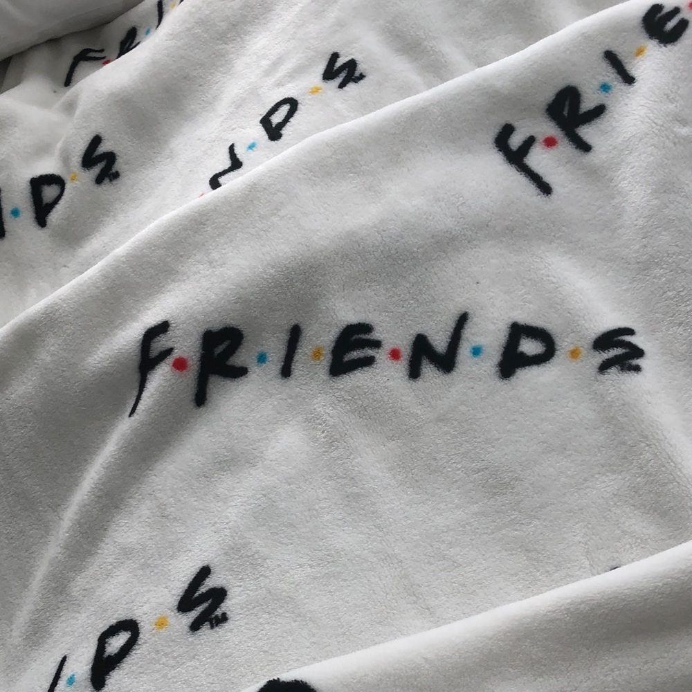 Friends Logo Plush Throw Blanket - White
